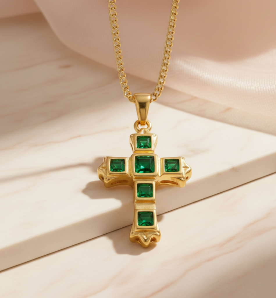 Collar Cruz Esmeralda Baño Oro 18K - LorPier